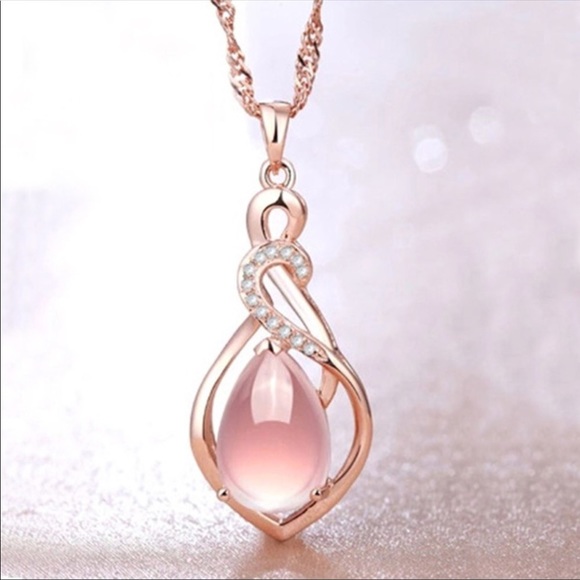 Lotus opal crystal Rose gold plated Necklace - Picture 2 of 9